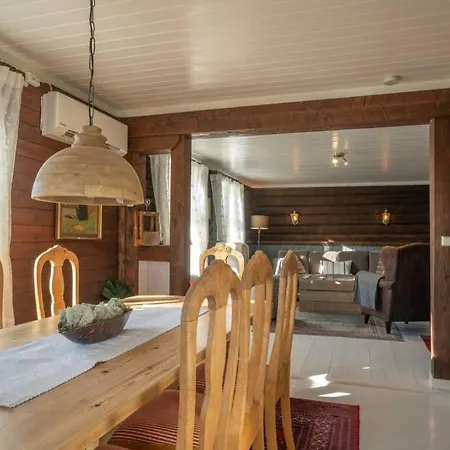 Eika Cottage: Cozy, Rural, Spacious And Well-equiped *